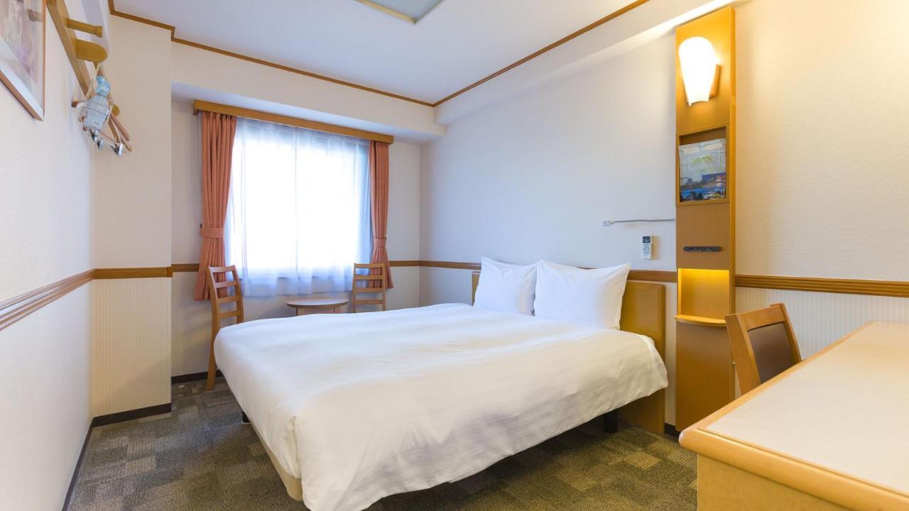 Toyoko Inn Hokkaido Asahikawa Eki Higashi Guchi Exterior photo