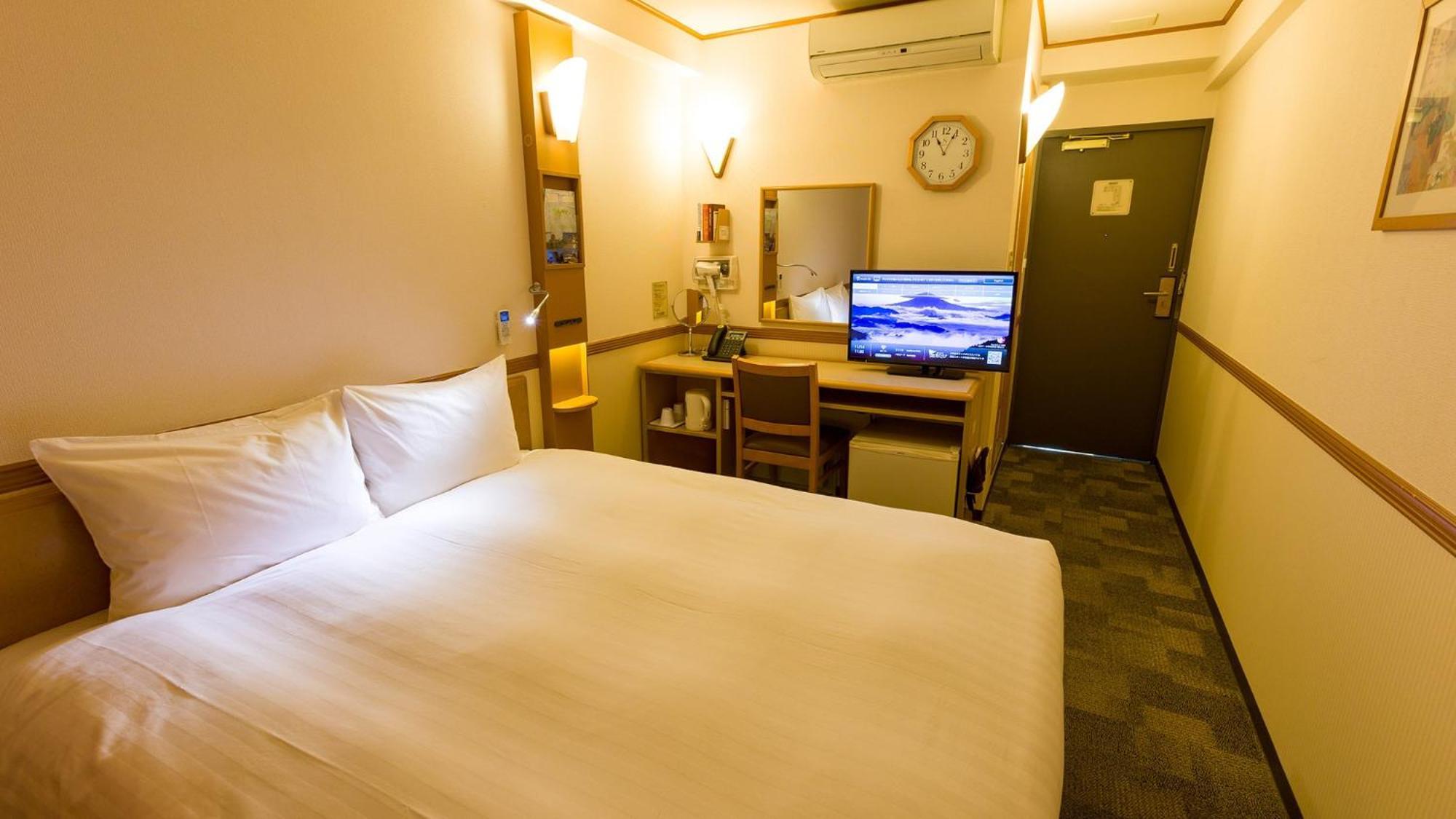 Toyoko Inn Hokkaido Asahikawa Eki Higashi Guchi Room photo