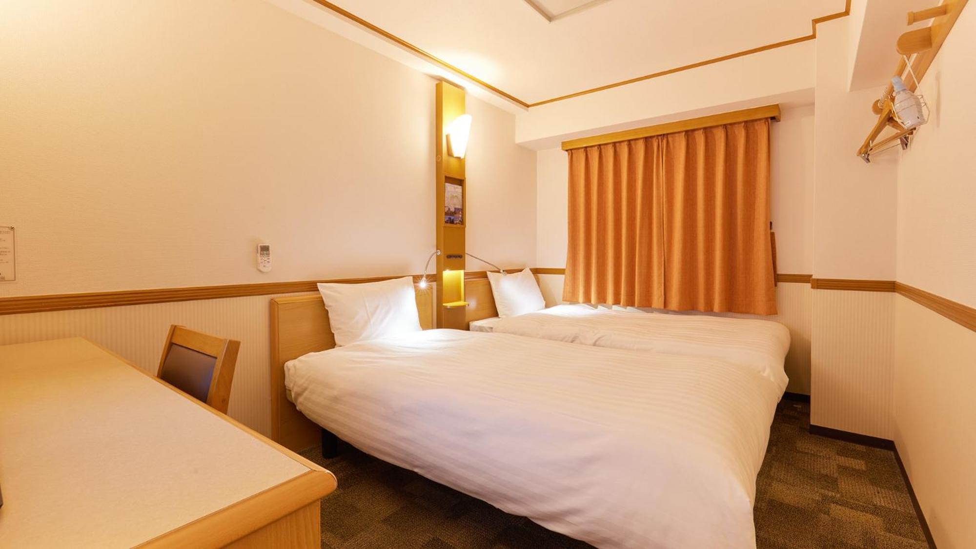 Toyoko Inn Hokkaido Asahikawa Eki Higashi Guchi Room photo