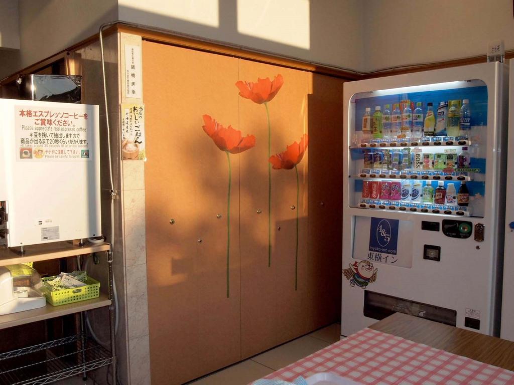 Toyoko Inn Hokkaido Asahikawa Eki Higashi Guchi Exterior photo